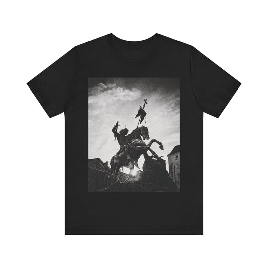 Knight Statue Photo Tee — Vintage Black & White Monument T-Shirt